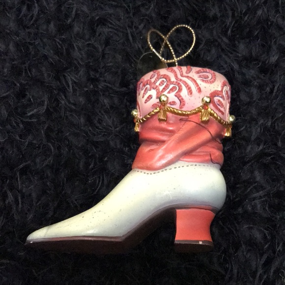 “Princess Paisley” Heirloom Ornament Shoe/Boot Decor - Picture 2 of 13